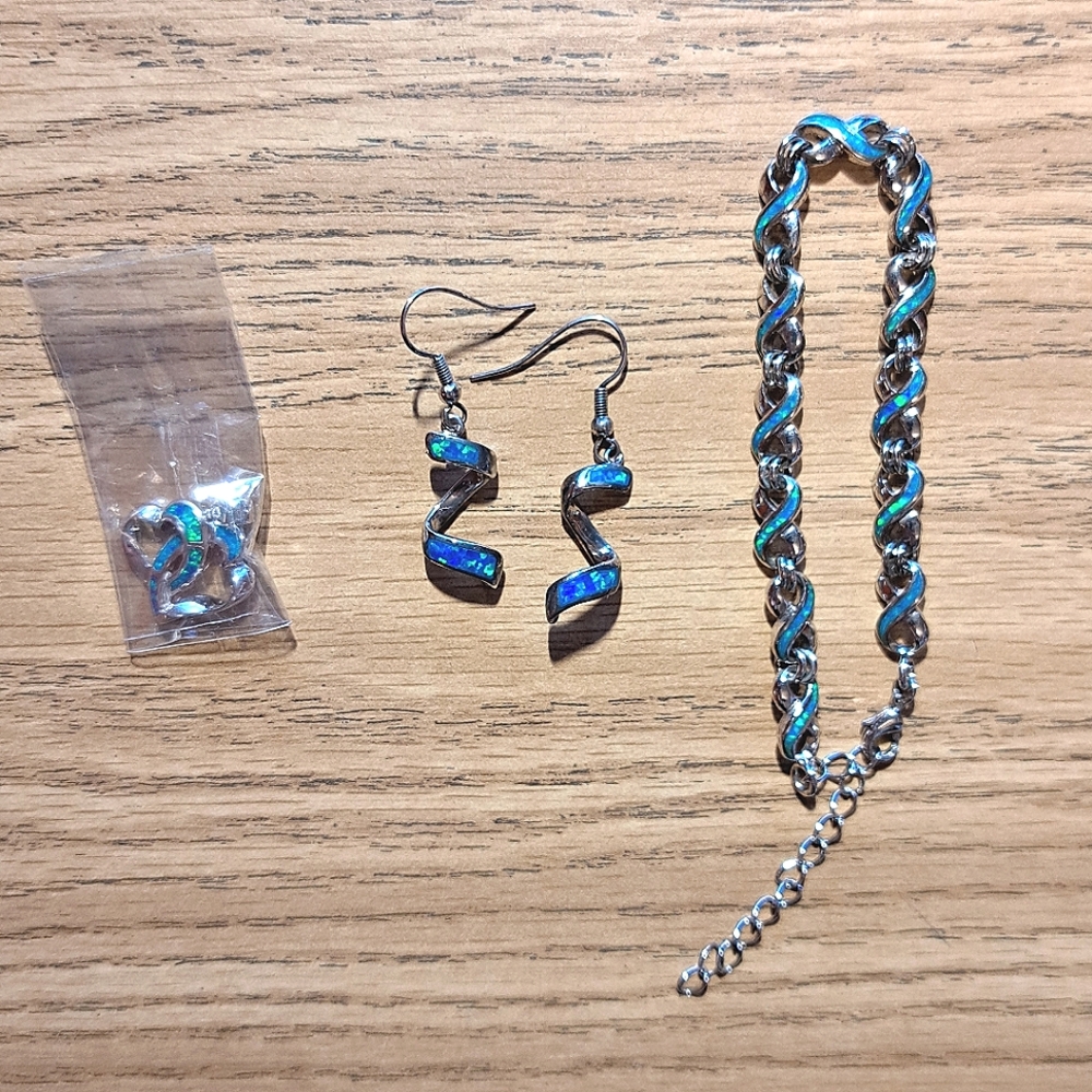 Matching Jewelry Set - Picture 6 of 15